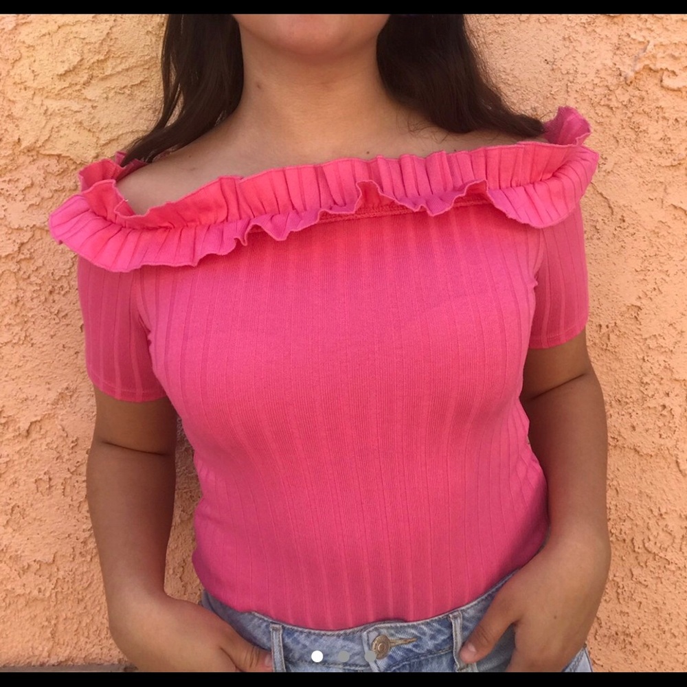 PINK OFF THE SHOULDER RIBBED RUFFLE TOP - Picture 1 of 3
